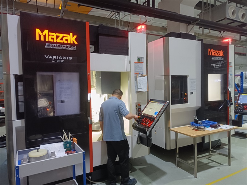 五軸聯(lián)動(dòng)立式加工中心